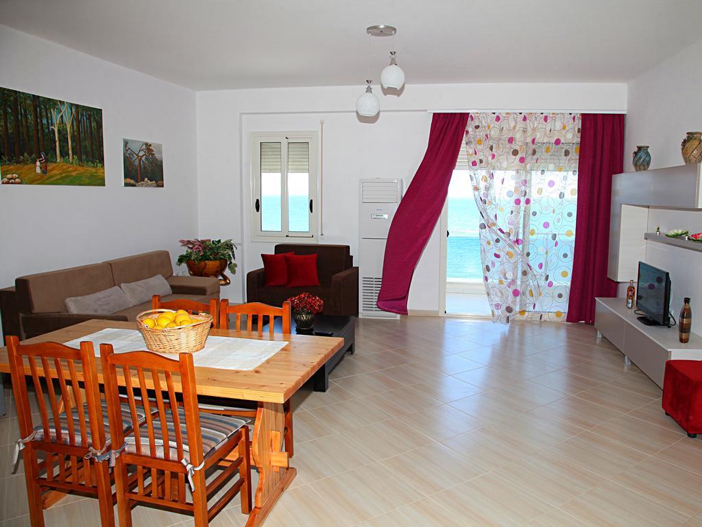 Martin Apartment Влёра Экстерьер фото